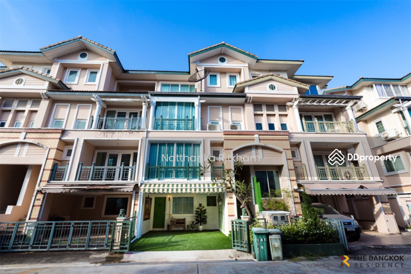 ให้เช่า - Townhouse area Pradit Manuthum, Prasert Manukit, Navamin, กรุงเทพ