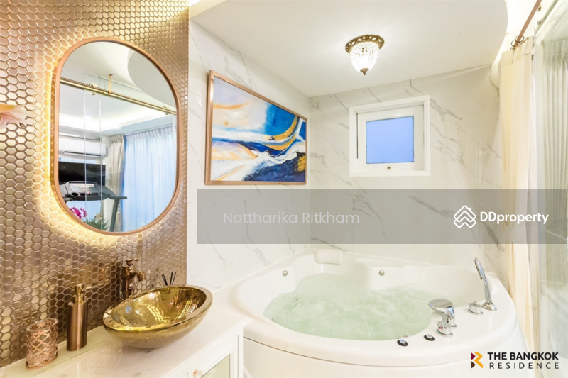 ให้เช่า - Townhouse area Pradit Manuthum, Prasert Manukit, Navamin, กรุงเทพ