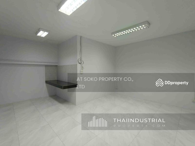 For Rent - Factory or Warehouse 240 sqm for RENT at Huai Kapi, Mueang Chon Buri, Chon Buri (ID: AT1921R), Chon Buri