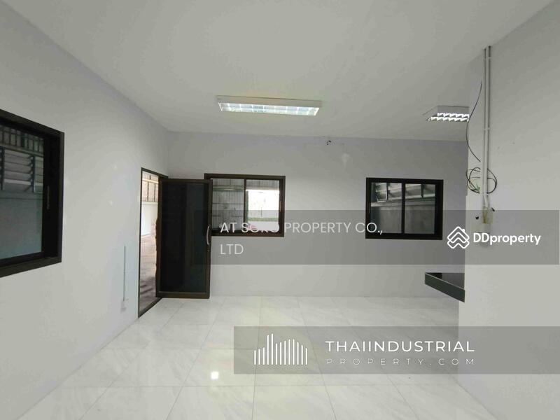 For Rent - Factory or Warehouse 240 sqm for RENT at Huai Kapi, Mueang Chon Buri, Chon Buri (ID: AT1921R), Chon Buri