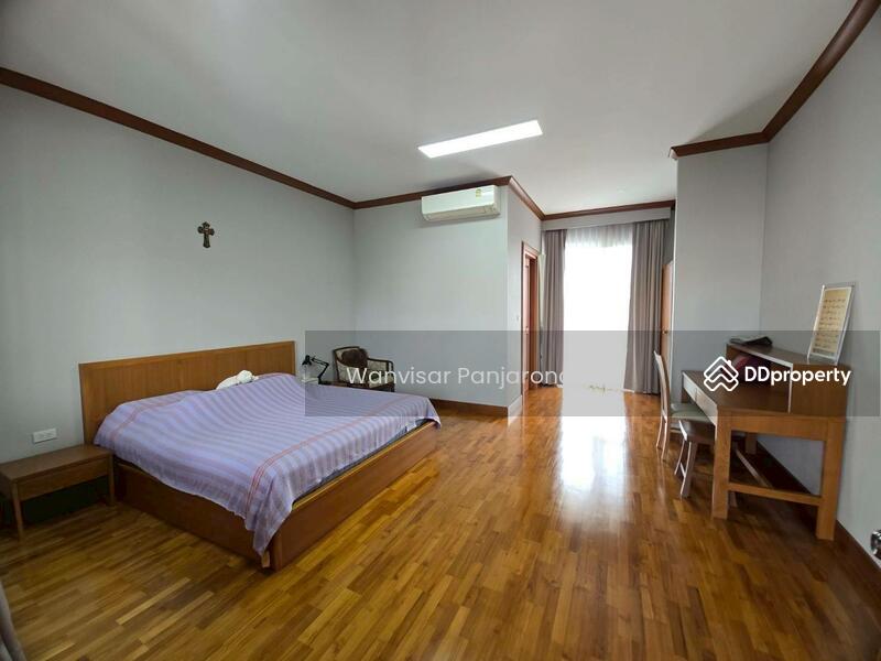 ขาย - ขายโฮมออฟฟิต เเจ้งวัฒนะ ใกล้ โรงพยาบาลมงกุฎวัฒนะ เนื้อที่: 186 ตร.วา 9 ห้อง 9ห้องน้ำ, กรุงเทพ