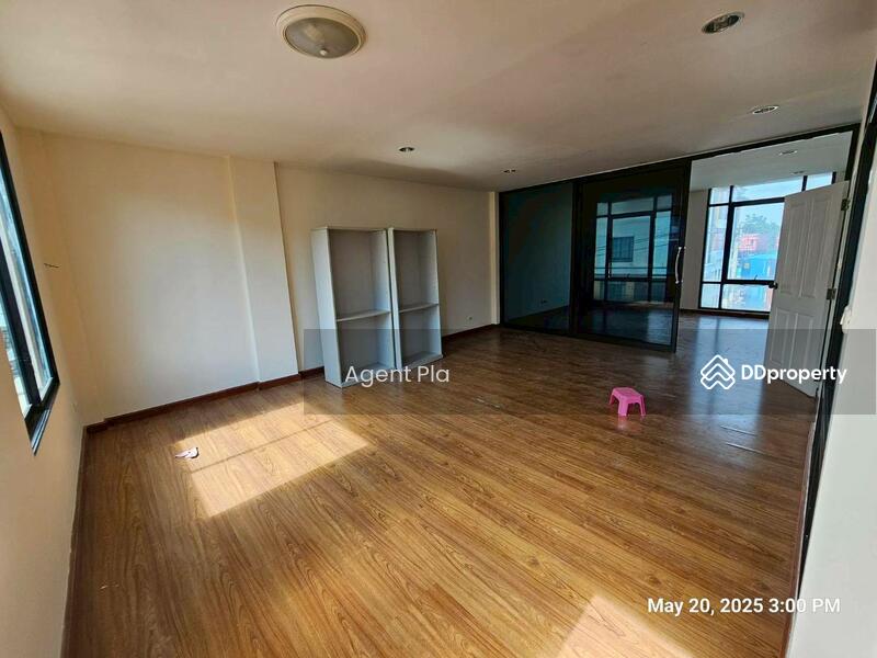 ให้เช่า - Baan Klang Krung Office Park Bangna : บ้านกลางกรุง ออฟฟิศ พาร์ค บางนา, กรุงเทพ