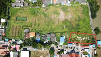 ขาย - ขายที่ดินติดแม่น้ำเจ้าพระยาในคุ้งบางกะเจ้า ถนนเพชรหึงษ์ ซอย 26, สมุทรปราการ