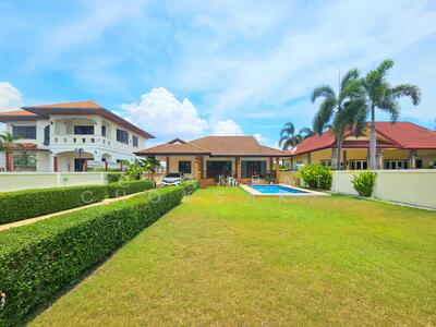 ขาย - Private Villa, Spacious Family Home 3 Bed 2 Bath, Hua-Hin 70 For Sale, ประจวบคีรีขันธ์