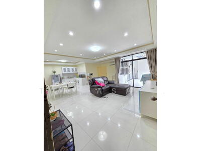 ขาย - Saint Charm Condominium : เซนต์ชาร์ม คอนโดมิเนียม, กรุงเทพ