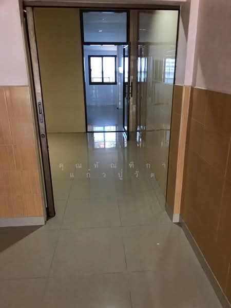 ให้เช่าตึกแถว2ชั้น, Bangkok, Chan Kasem, Chatuchak, Bangkok, , 30 sqm, Shophouse For Rent, by ทัณฑิกา แก้วปู่วัด, 60043543 - DDproperty.com
