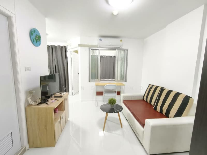 Lumpini Condo Town Bodindecha Ramkhamhaeng, Bangkok, Soi Ramkhamhaeng 43/1, Phlapphla, Wang Thonglang, Bangkok, 1 Bedroom, 28 sqm, Condo For Rent, by Living Condo, 60043563 - DDproperty.com