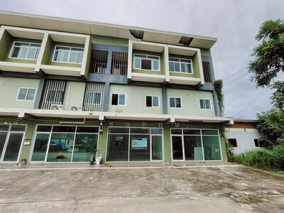 ขาย - บ้านเลขที่ 843/14 หมู่ที่ 9 หมู่บ้าน ไลก้า พลาซ่า ตำบล หัวสำโรง อำเภอ แปลงยาว จังหวัด ฉะเชิง, ฉะเชิงเทรา