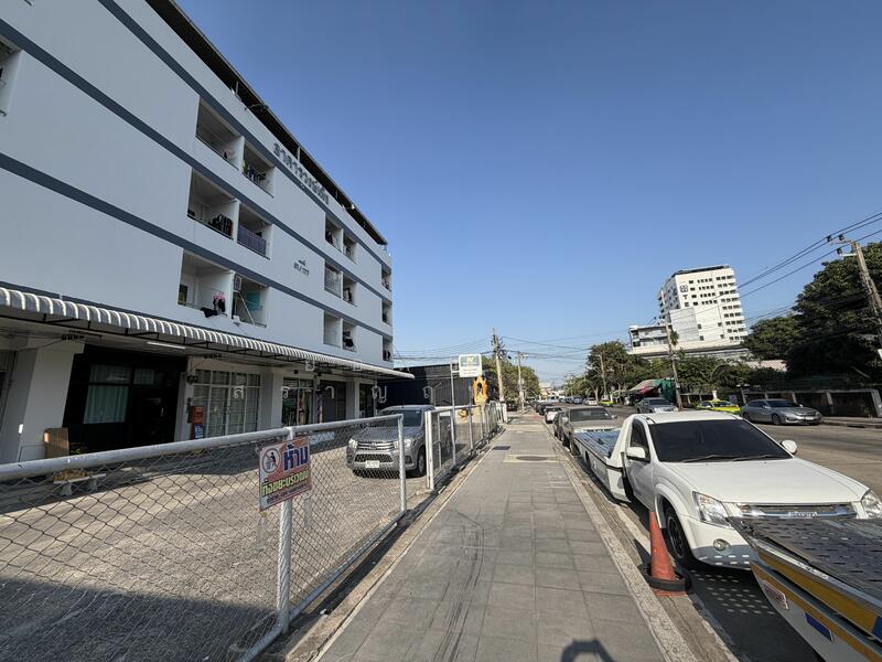 ขาย - ขายอพาร์ทเมนท์ เลียบทางด่วนเอกมัย-รามอินทรา นวลจันทร์ 323 ตร.ว. 75 ล้านบาท, กรุงเทพ