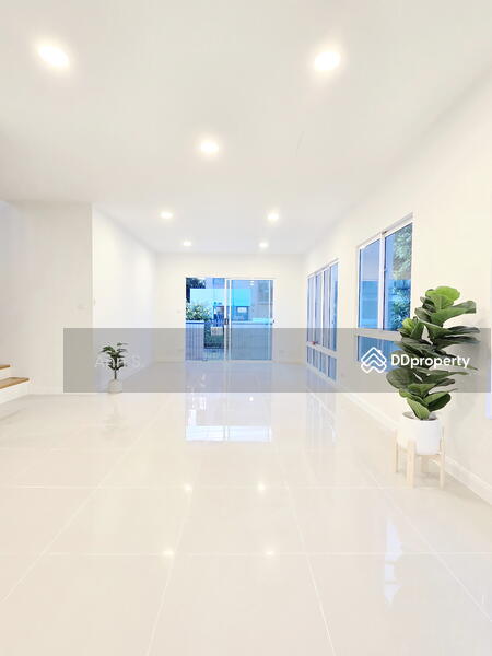 For Sale - Vario Maison Bangna-Suvarnabhumi, Samut Prakan