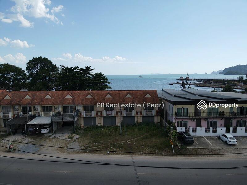 ขาย - ขายตึกแถวติด ทะเล อ่าวน้ำเมา สามารทำ hostel ร้านค้าได้, กระบี่