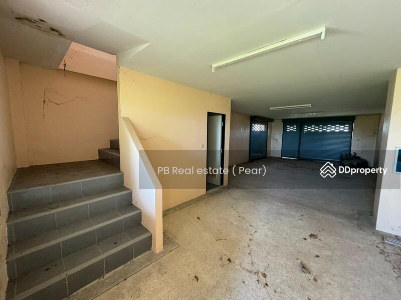 ขาย - ขายตึกแถวติด ทะเล อ่าวน้ำเมา สามารทำ hostel ร้านค้าได้, กระบี่