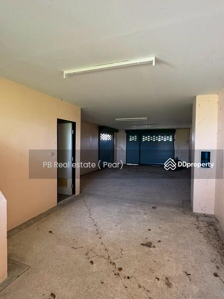 ขาย - ขายตึกแถวติด ทะเล อ่าวน้ำเมา สามารทำ hostel ร้านค้าได้, กระบี่