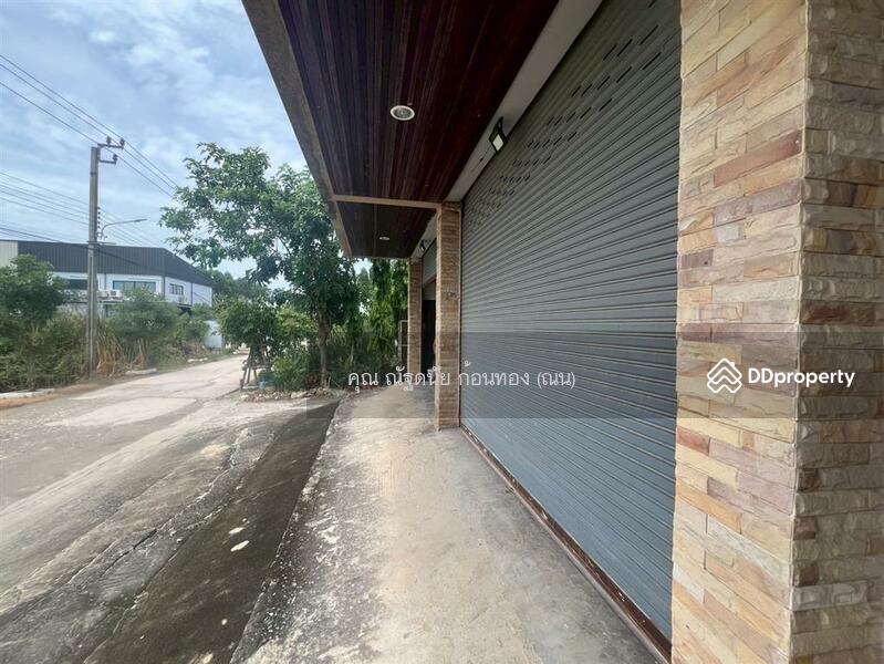 ขาย - อาคารพาณิชย์ 2 ชั้น 400 ตร.ว. อาคารพาณิชย์ ใกล้โรงเรียนมาเรียลัย ถนนประชาพัฒนา ถนนกาญจนาภิเษก, กรุงเทพ