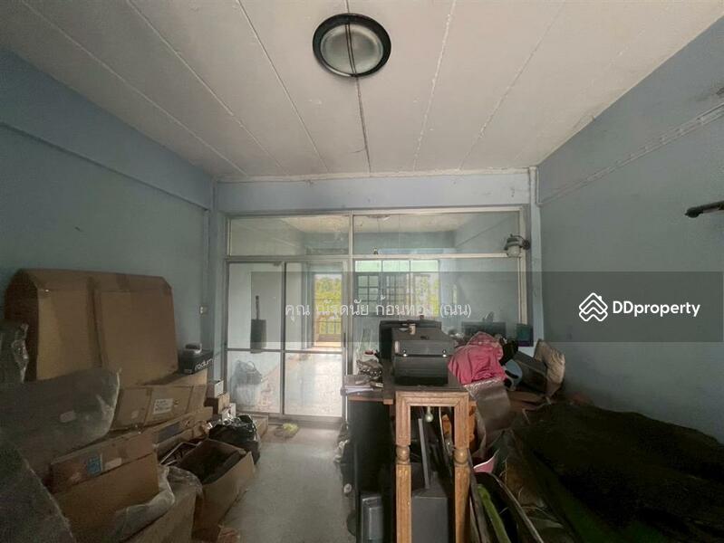 ขาย - อาคารพาณิชย์ 2 ชั้น 400 ตร.ว. อาคารพาณิชย์ ใกล้โรงเรียนมาเรียลัย ถนนประชาพัฒนา ถนนกาญจนาภิเษก, กรุงเทพ