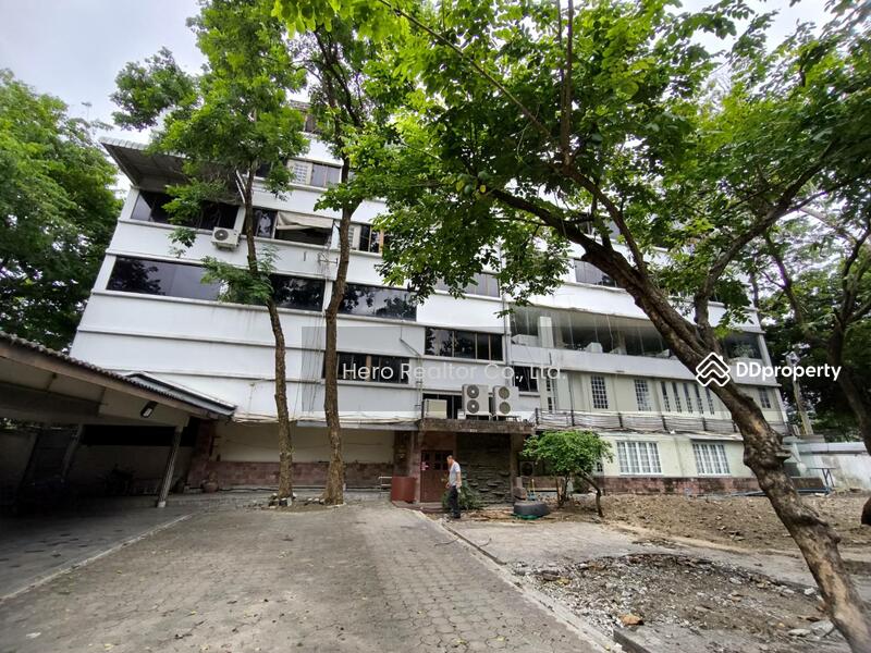 For Rent - For Rent Bangkok Showroom Praditmanutham Wang Thonglang BRE25280, Bangkok