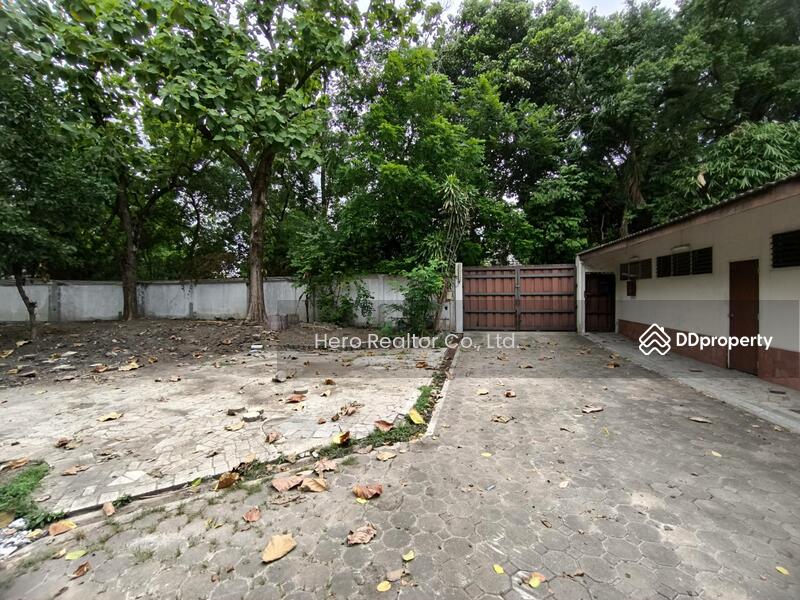 For Rent - For Rent Bangkok Showroom Praditmanutham Wang Thonglang BRE25280, Bangkok