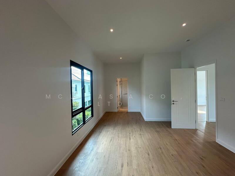 Malton Gates Krungthep Kreetha, Bangkok, Srinakarin-Romklao Road (New Krungthep Kreetha), Saphan Sung, Saphan Sung, Bangkok, 4 Bedrooms, 330 sqm, Single Detached House For Sale, by MCLL ASIA CO., LTD., 60046211 - DDproperty.com