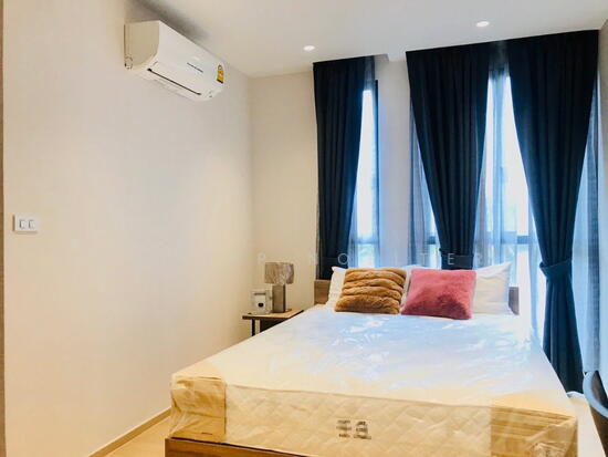 Runesu Thonglor 5 : รูเนะสุ ทองหล่อ 5, กรุงเทพ, 82 ซอย พร้อมมิตร, คลอง ...