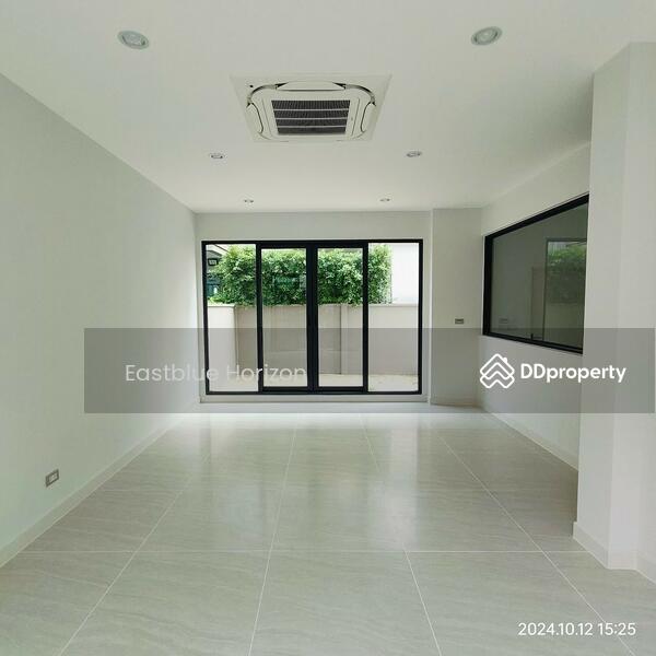 For Rent - Baan Klang Muang Classe Ratchayothin, Bangkok
