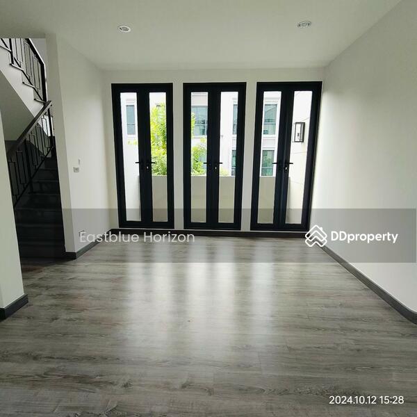 For Rent - Baan Klang Muang Classe Ratchayothin, Bangkok