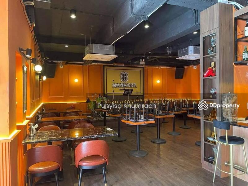 For Rent - ให้เช่าอาคารสำนักงาน Stand Alone ติดถนนใหญ่พระราม 4 หัวลำโพง, Bangkok