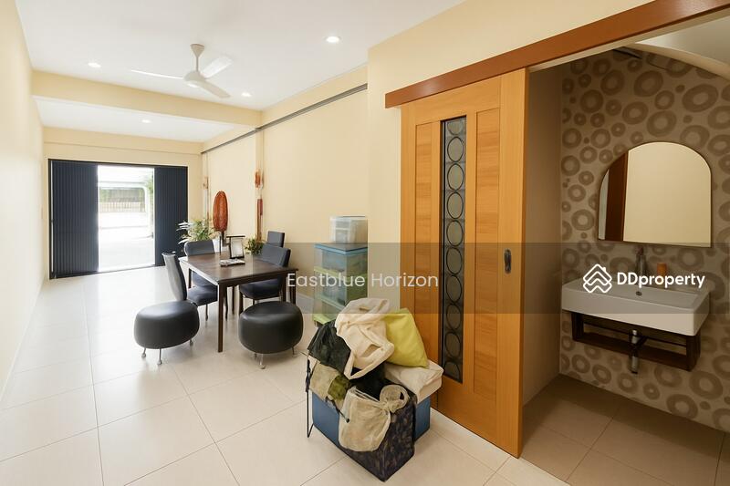 For Sale - Shophouse area Chan 43, Bangkok