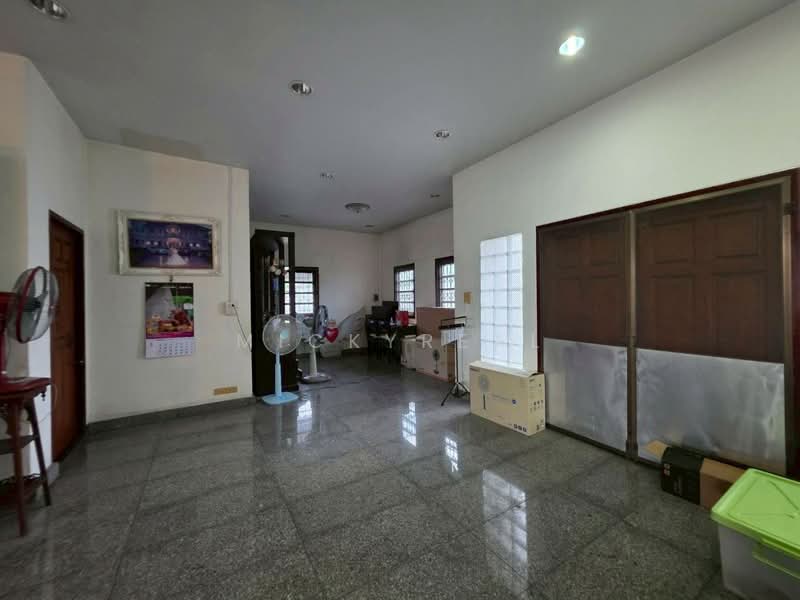 ที่ดินพร้อมบ้านหลังใหญ่ ใจกลางลาดพร้าว, กรุงเทพ, คลองจั่น, บางกะปิ, กรุงเทพ, 500 ตร.ม., บ้านเดี่ยว ขาย, โดย mickyreal, 60047823 - DDproperty.com