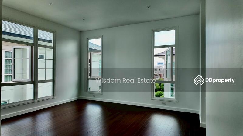 For Sale - Crystal Solana, Bangkok