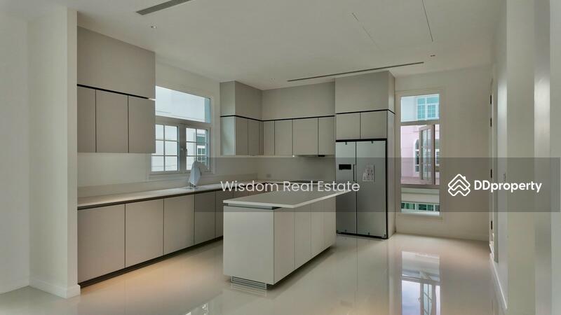 For Sale - Crystal Solana, Bangkok