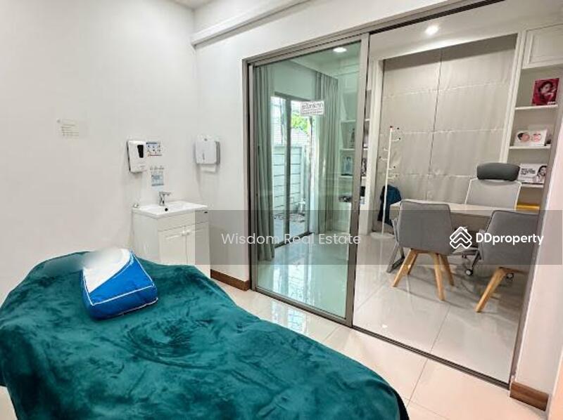 For Sale - House on the main road, Ram Intra Expressway, Bangkok