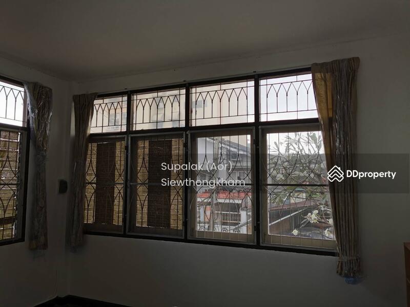 For Rent - 60 SQW. House for Rent near MRT Cultural Center, Bangkok