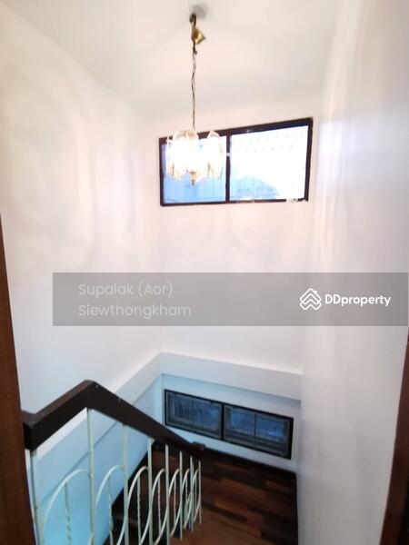 ให้เช่า - บ้านเดี่ยว 2 ห้องนอน ให้เช่า ในทำเล ห้วยขวาง, กรุงเทพ