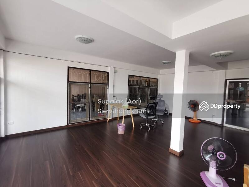 For Rent - 60 SQW. House for Rent near MRT Cultural Center, Bangkok