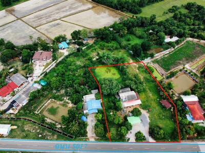 ขาย - บ้านเดี่ยวพร้อมที่ดินดงขวาง อุทัยธานี, อุทัยธานี