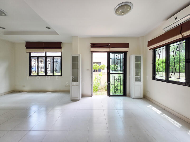 For Sale - Setthasiri Wongwaen-Sukhaphiban 2, Bangkok