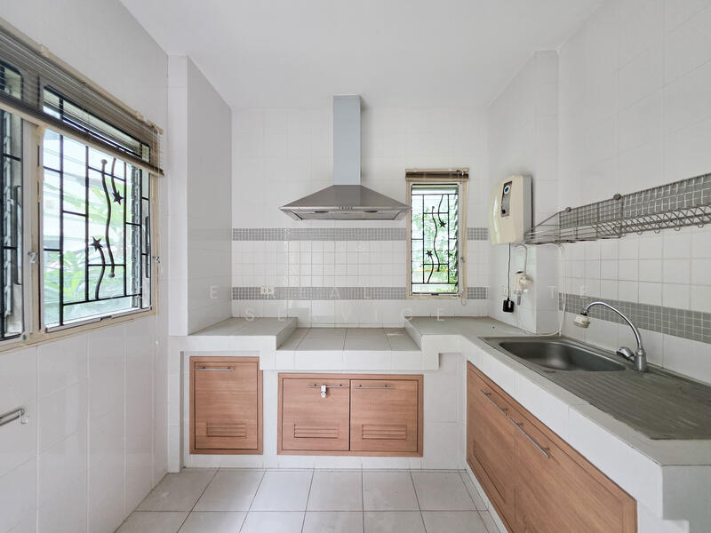 For Sale - Setthasiri Wongwaen-Sukhaphiban 2, Bangkok