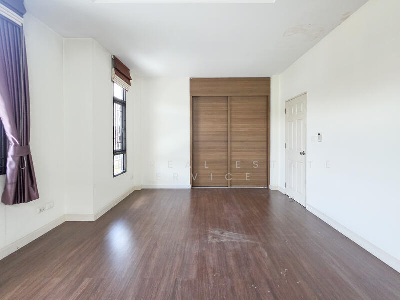 For Sale - Setthasiri Wongwaen-Sukhaphiban 2, Bangkok