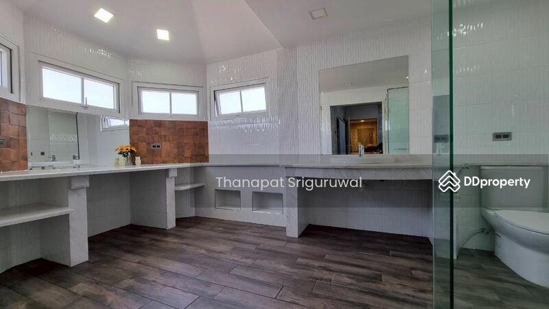 For Sale - 5-BR House close to East Pattaya (2102482), Chon Buri