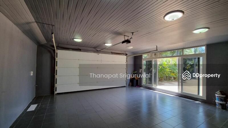 For Sale - 5-BR House close to East Pattaya (2102482), Chon Buri