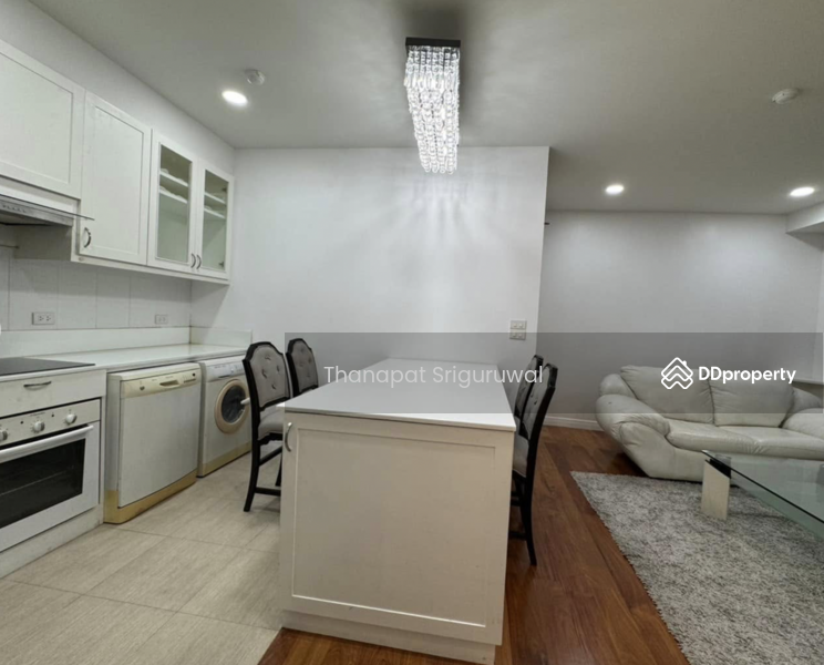 For Rent - Baan Thanon Sarasin condominium, Bangkok