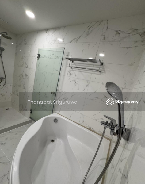 For Rent - Baan Thanon Sarasin condominium, Bangkok