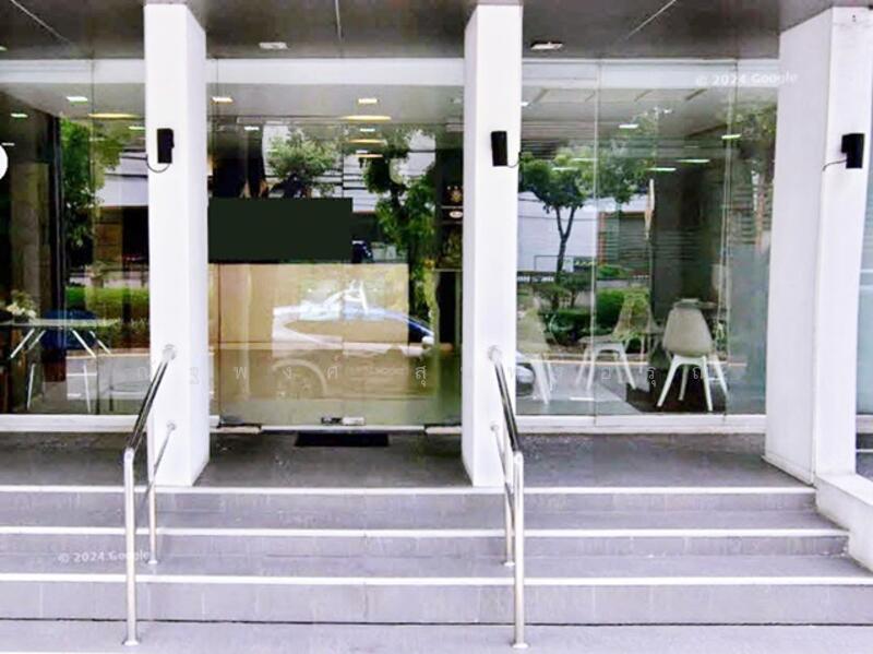 For Rent - ทองหล่อ เอกมัย สุขุมวิท34-38 BTS พระโขนง 1กม. ให้เช่าอาคารสำนักงาน 3 ชั้น ดาดฟ้า 164 ตร.วา.656 ตร.ม., Bangkok