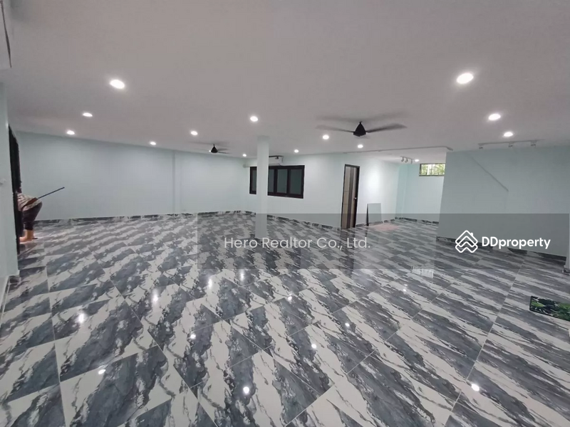 For Rent - For Rent Bangkok Home Office Sukhumvit Phra Khanong BTS Punnawithi BRE25302, Bangkok