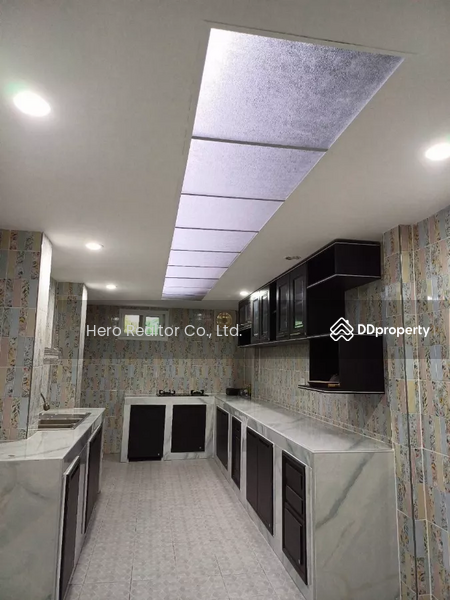 For Rent - For Rent Bangkok Home Office Sukhumvit Phra Khanong BTS Punnawithi BRE25302, Bangkok