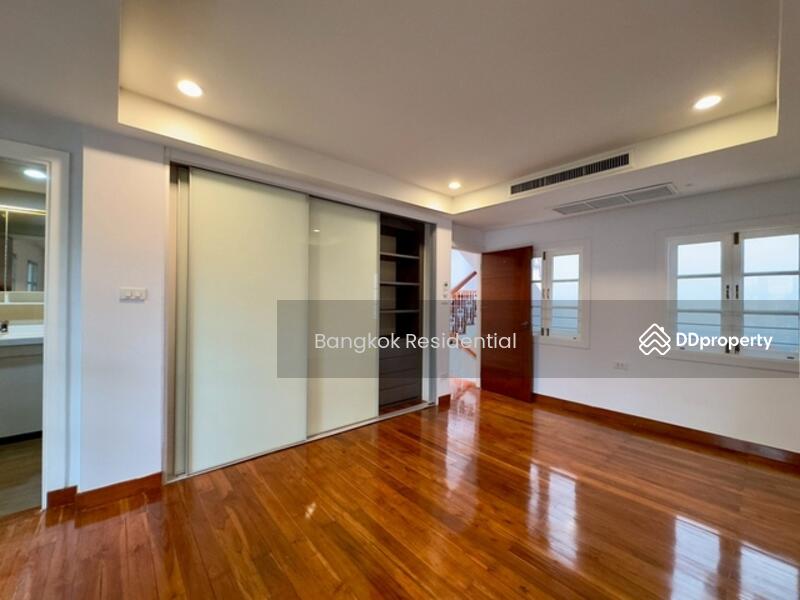 ให้เช่า - Townhouse in Compound, กรุงเทพ