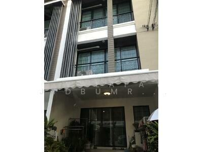 ขาย - Baan Klang Muang Nawamin 42 : บ้านกลางเมือง นวมินทร์ 42, กรุงเทพ