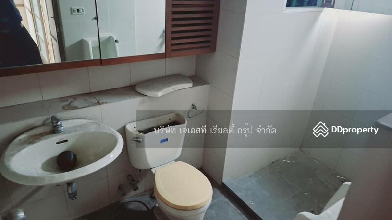 For Rent - Commercial Building Huai khwang, Bangkok