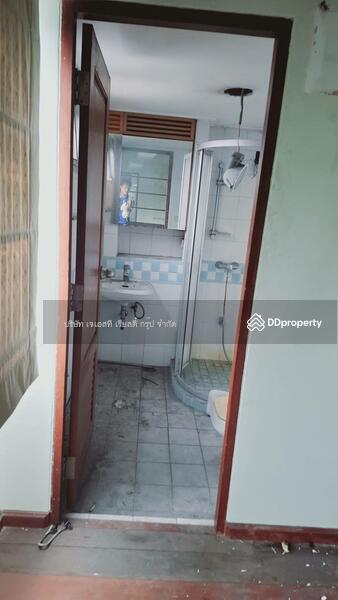 For Rent - Commercial Building Huai khwang, Bangkok
