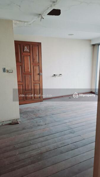 For Rent - Commercial Building Huai khwang, Bangkok